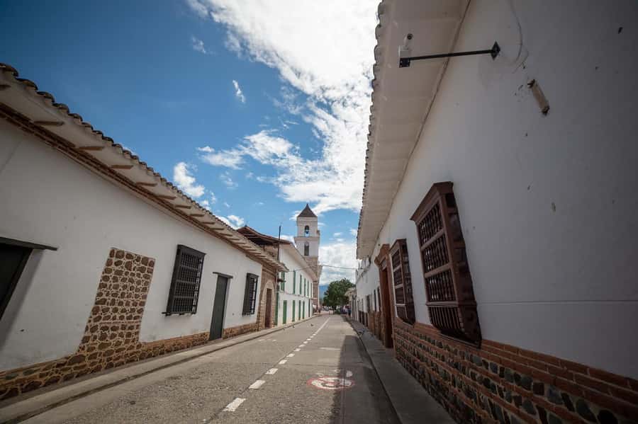Medellin: Santa Fe de Antioquia Day Trip - Food, fruit, and the local market