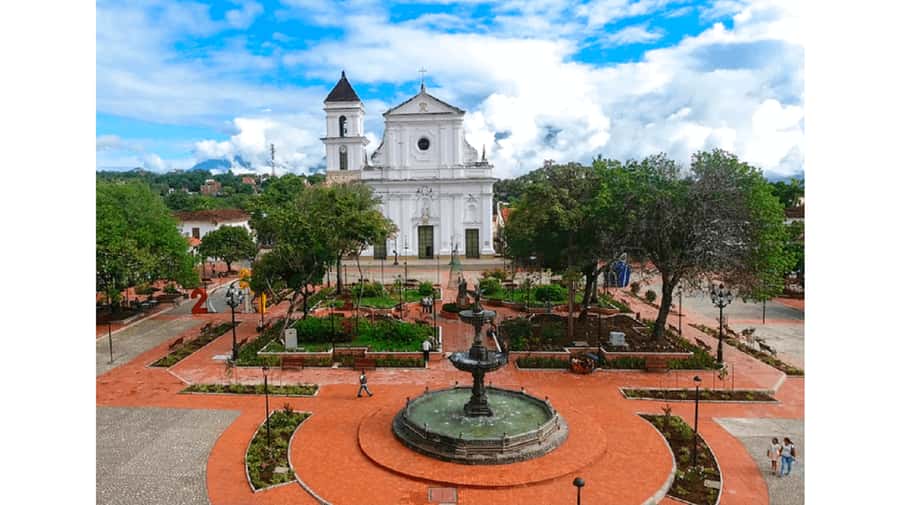 Medellin: Santa Fe de Antioquia Guided Day Trip - The morning route from Medellín to the Cauca River