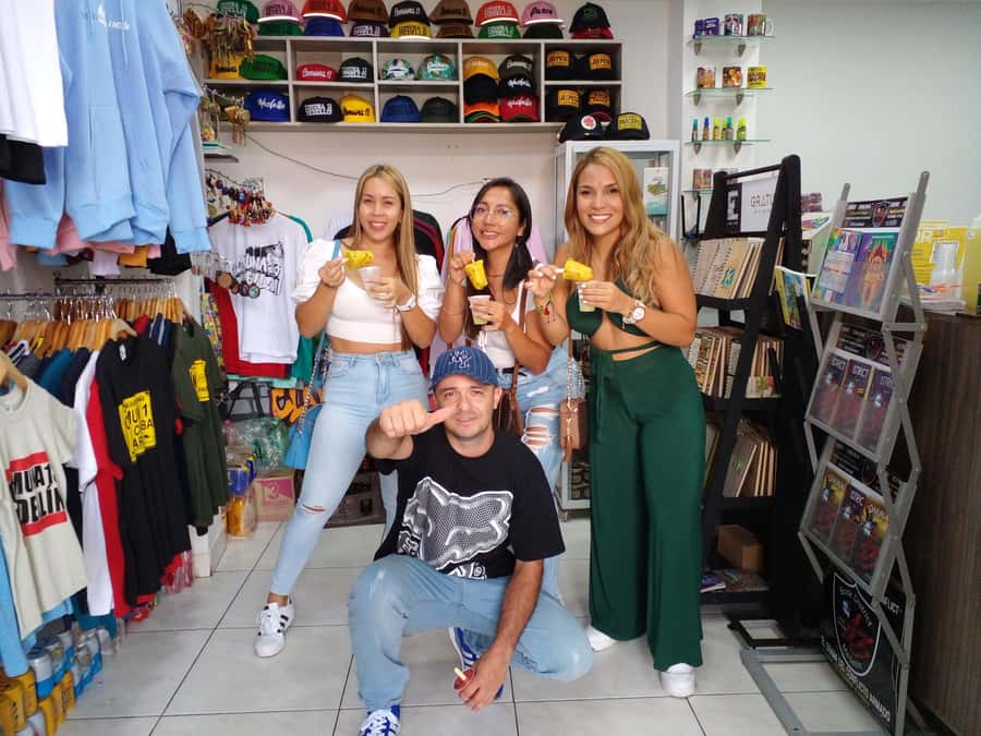 Medellin: Tour Pablo Escobar y Comuna 13 Privado - What the private format changes