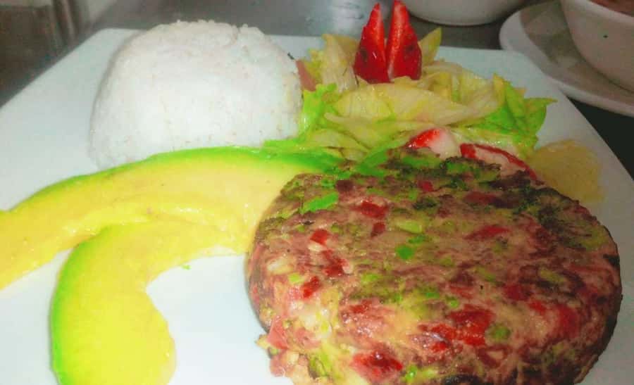 Medellin: Traditional Food Tour - What the Private Car Adds at $80