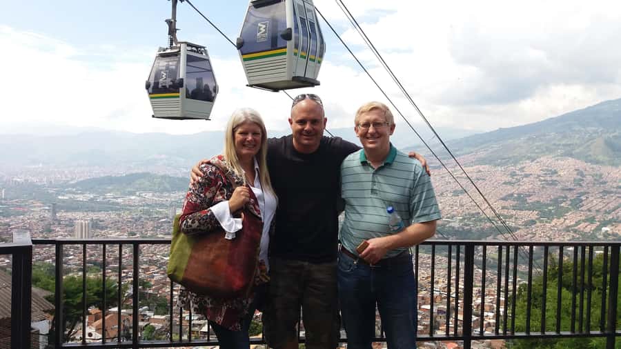 Medellín: Walking Tour with Cable Car and Botero Plaza - Key Points Before You Book