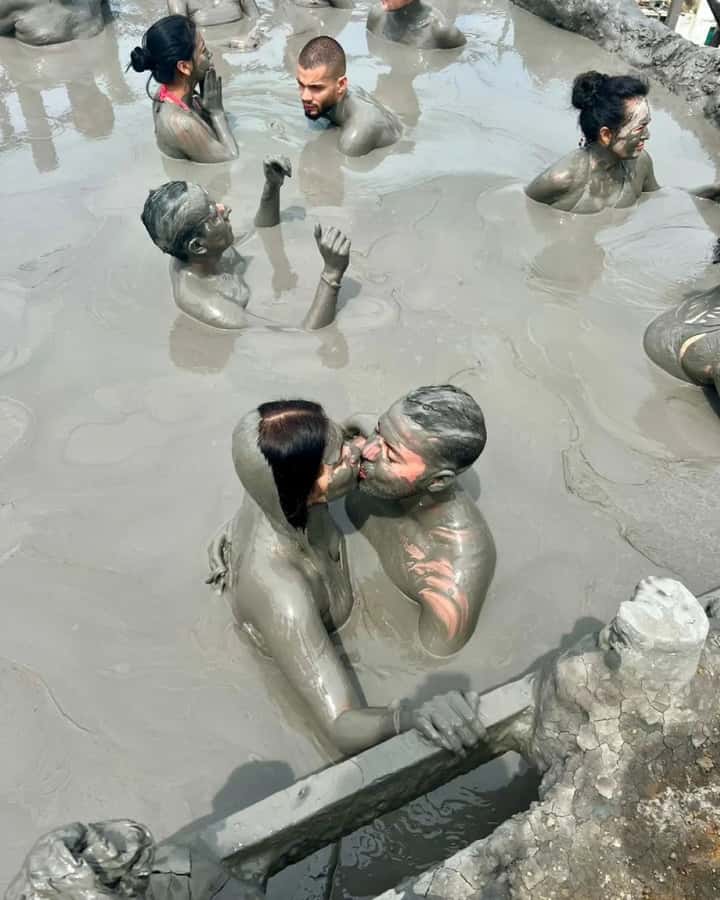 Medical mud volcano with lunch in Cartagena - Who should book this Cartagena outing
