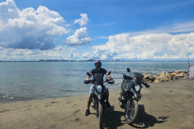 Motorcycle Adventure Tour to the Totumo Volcano and Galerazamba - Why this Cartagena motorcycle day is different