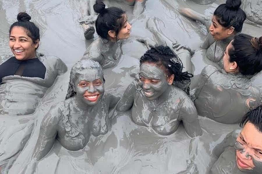 Mud Volcano Tour in Cartagena with Lunch - What happens at the mud volcano