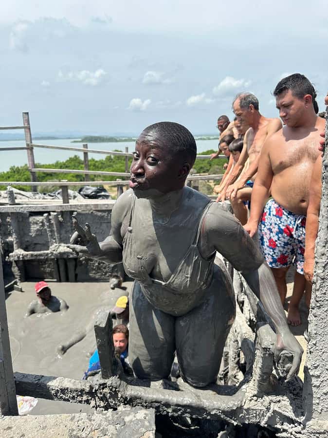 Mud Volcano Tour in Cartagena with Lunch - The morning pickup across Cartagena