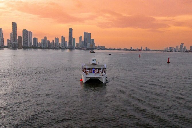 Oceanbeat Cartagena Boat Party - Service, flexibility, and the Dennis factor