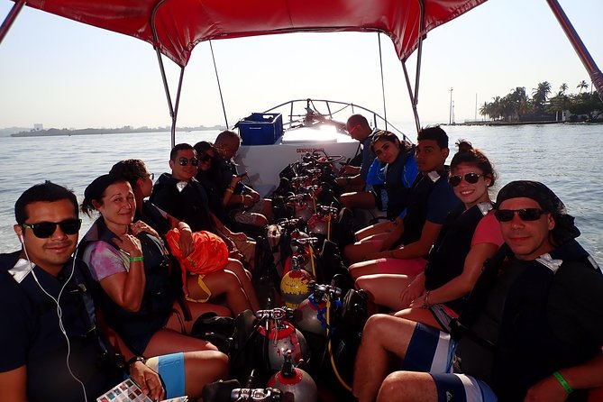 One-Day Diving Mini Course - Discover Scuba Diving - 7:00 am at Cartagena Nautical Club