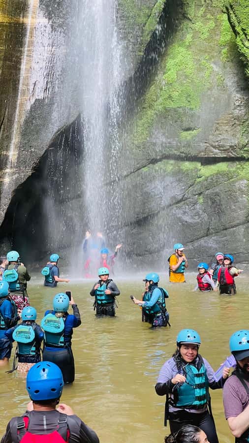 ONE DAY DVENTURE ON THE GUEJAR RIVER CANYON IN COLOMBIA - One hour of safety preparation on the Güejar