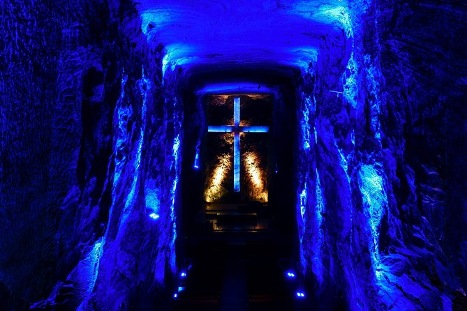 One Day Salt Cathedral of Zipaquirá, You can not miss this Wonder of Colombia - Understanding the Scale of the New Cathedral