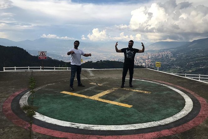 Pablo and Comuna 13 with Cable Car - Barrio Pablo Escobar and the Complicated Legacy