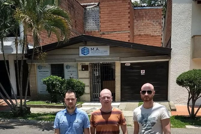 Pablo Escobar Express Private Tour - Placita de Florez and the capture story