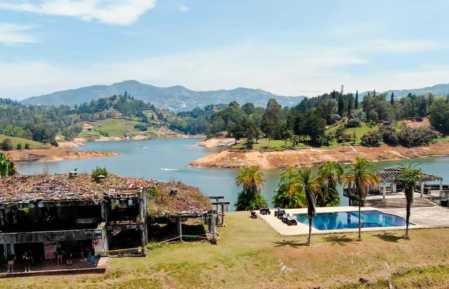 Pablo Escobar Mansion+Paintball+Boat+ATV (Private Guatape) - Why this private Medellín day trip feels different