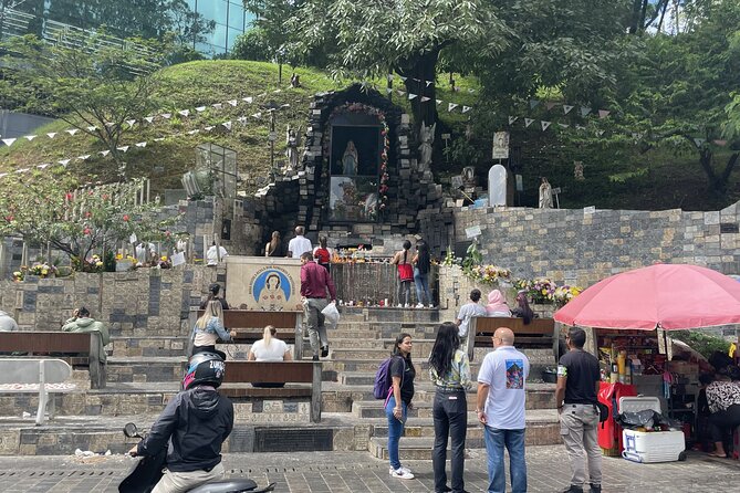Pablo Escobar Shared Tour of Medellin - What this Medellín tour is really about