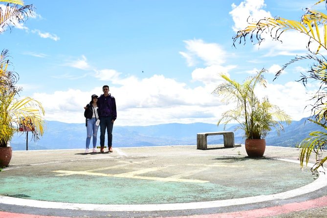 Pablo Escobar Tour : Museum, History and Beer - Jardines Montesacro: graves, memory, and uncomfortable fame