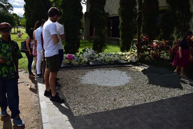 Pablo Escobar Tour : Museum, History and Beer - The guide can make or break the day