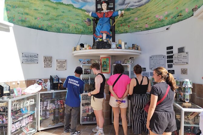 Pablo Escobar Tour with Souvenir and Museum Escobar - Jardines Montesacro Cemetery and the Escobar family connection