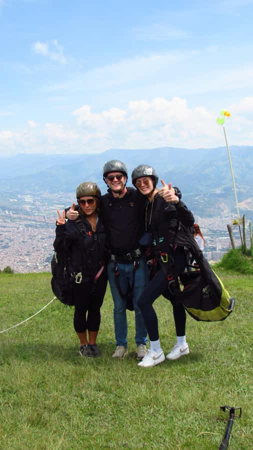 Paraglide over beautiful Medellin - The Mountain Drive and the First Views