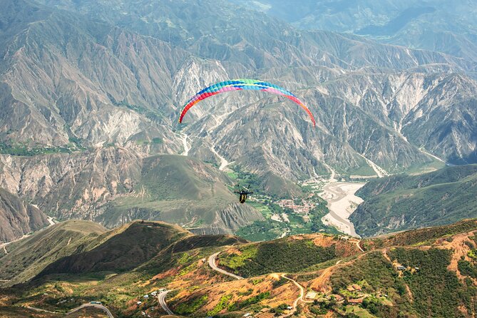 Paragliding experience in the Chicamocha Grand Canyon - Key points to know before booking