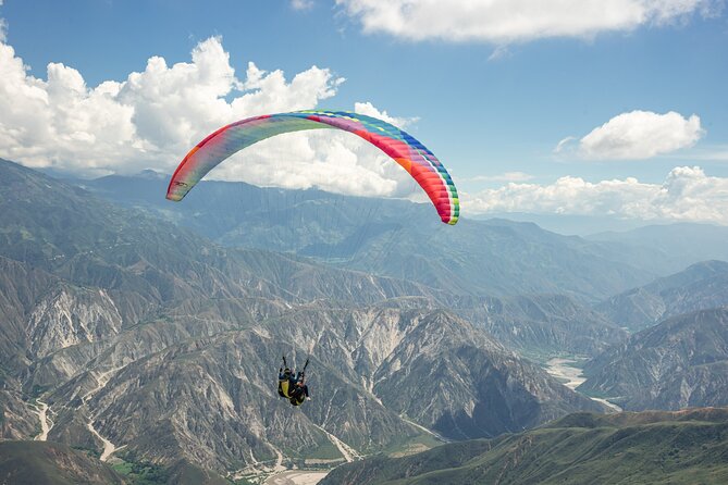 Paragliding experience in the Chicamocha Grand Canyon - Who will enjoy this flight most