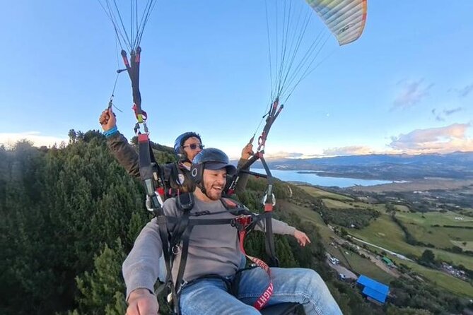 Paragliding flight in Guatavita with transport from Bogota - Is $350 per person good value?