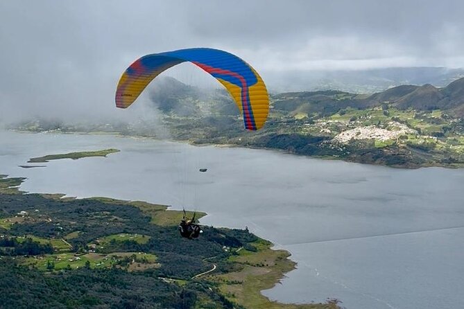 Paragliding flight in Guatavita with transport from Bogota - Who will enjoy this Guatavita flight?