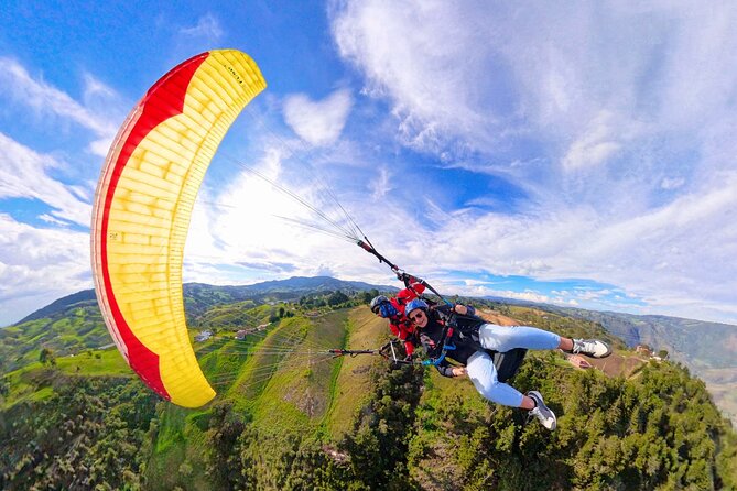 Paragliding flight | Transport option - Photos, videos, and the real price