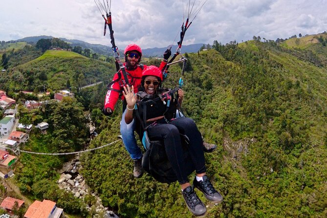 Paragliding flight | Transport option - Who will enjoy this flight most?
