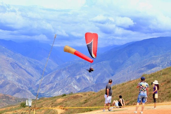Paragliding in the grand canyon of chicamocha - The Return to San Gil