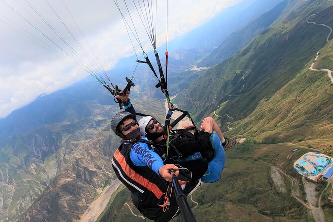 Paragliding in the grand canyon of chicamocha - Who Will Enjoy This Flight Most