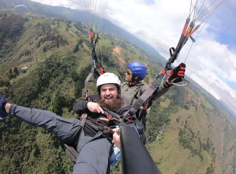 Paragliding Medellin with Transportation and free Videos - Leaving Medellín at 10:00 AM