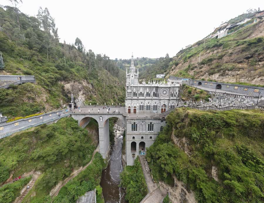 PASADÍA SANCTUARY OF LAS LAJAS - Starting from Pasto with a small group