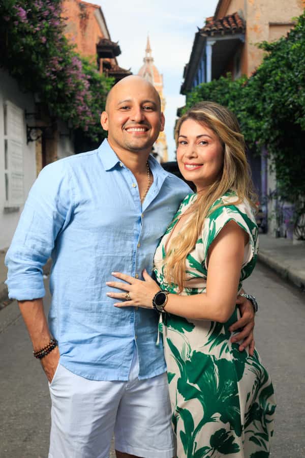 photo session through the streets of cartagena - Two Hours Of Posing, Walking, And Adjusting