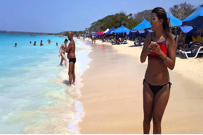 Playa Blanca Barú Tour with Lunch and hotel pick up - The one-hour ride to Barú
