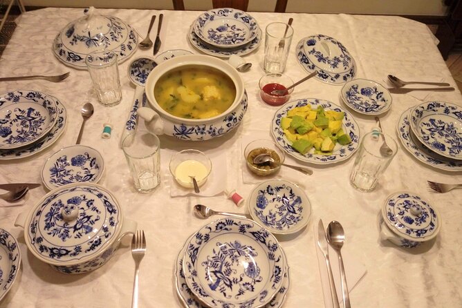 Plaza Minorista Tour and Home Cooking in Medellín with Daniela - Why this Medellín food experience feels different