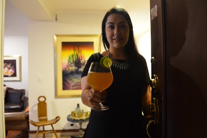 Plaza Minorista Tour and Home Cooking in Medellín with Daniela - Plaza Minorista: start with the ingredients