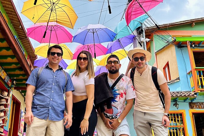 PREMIUM Guatapé Tour: Rock, Luxury boat ride, Meals & Llamas - New Peñol and the old town replica