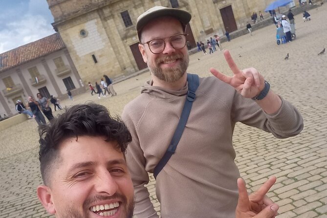 Private and exclusive tour Sal Zipaquirá Cathedral and coffee tasting - Plaza de los Comuneros and its long balcony