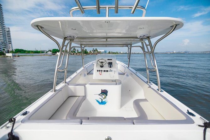 Private Boat Rental To The Rosario Islands Up To 17 - Snorkeling at La Piscinita