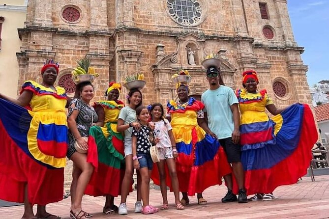 Private Cartagena Walking tour - Ending on the walls at Santo Domingo Bastion