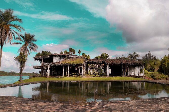 (Private Guatapé) Mansion Pablo Escobar+Paintball+Cuatrimoto+Boat - Lunch at the Guatapé waterfront