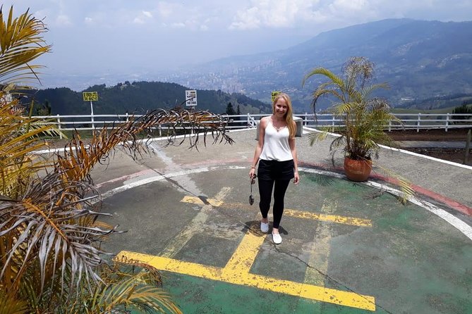 Private Half-Day Pablo Escobar Godfather Tour in Medellin - What this tour is really about