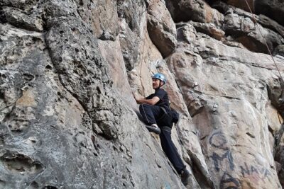 Private Half-day Rock Climbing Experience in the Suesca Rocks