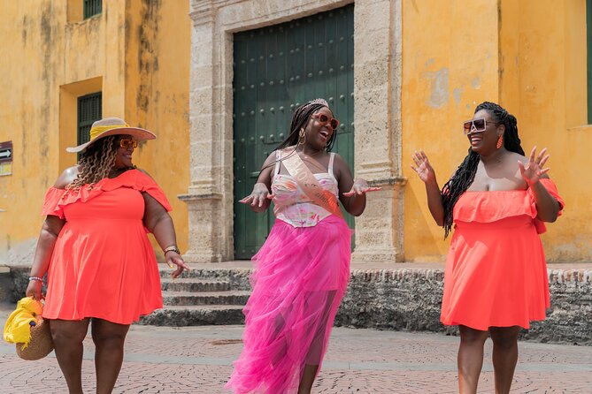 Private History Photography Tour - Starting with Cartagena’s neighborhood life in Getsemaní
