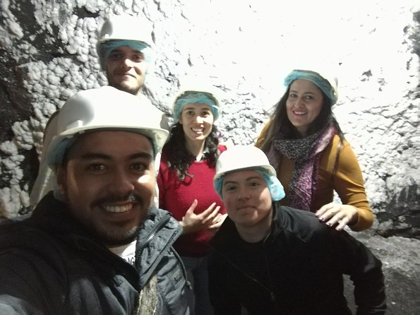 Private Nemocón and 1 Topping - The ride from Bogotá is part of the calculation