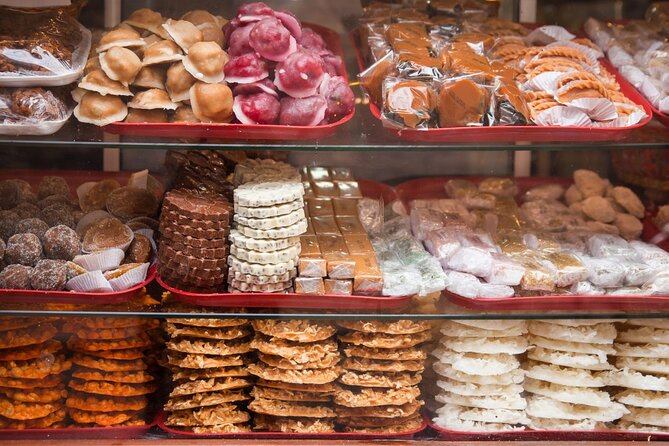 Private Street Food Tour in Candelaria Bogota - Why a private guide changes the experience