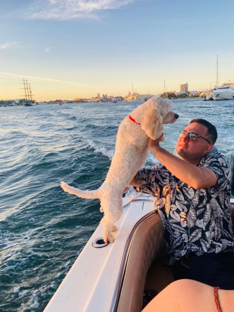 Private sunset: Open Bar Boat Party with Music and Games - Who will enjoy this Cartagena boat party most