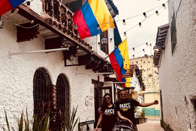 Private Tour Bogota - Carrera 7, where the polished city meets street commerce