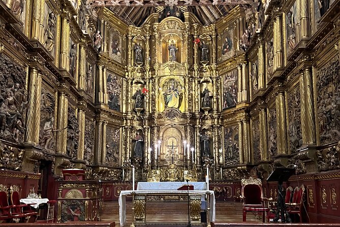 Private Tour Bogota - Plaza de Bolívar and the center of public life