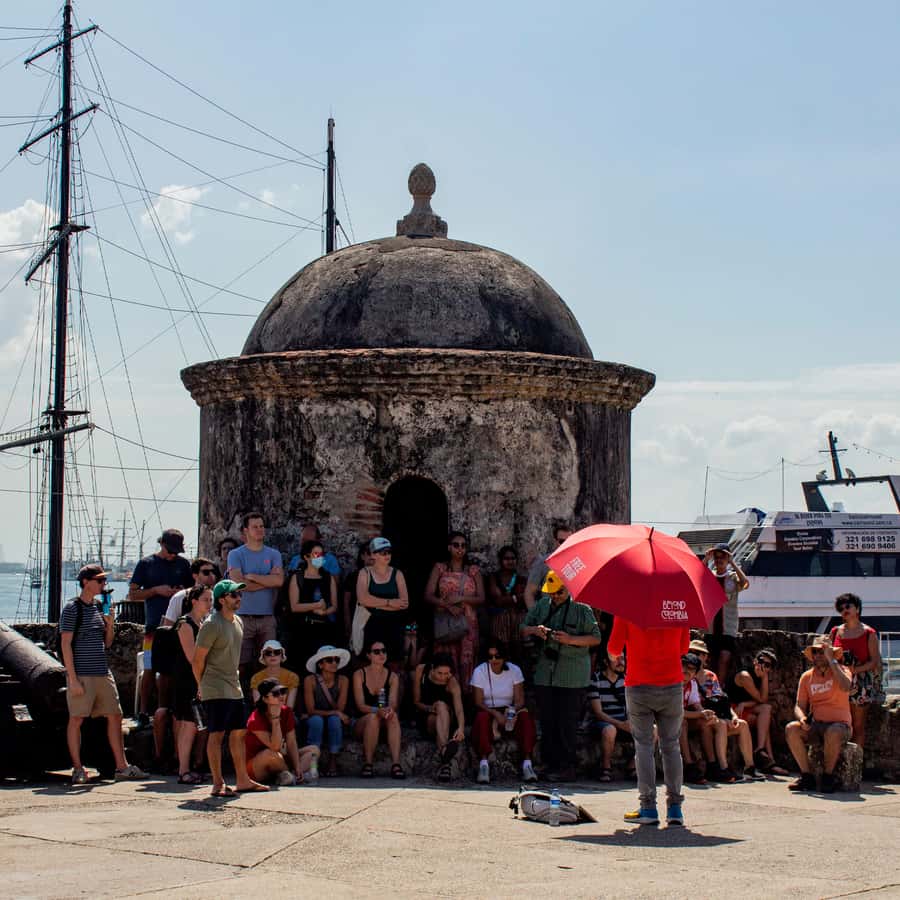 Private Tour Cartagena's Walled City & San Felipe Fortress - Who will enjoy this four-hour tour?