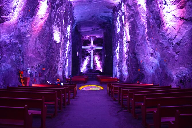 Private Tour Cathedral Sal Zipaquira and Laguna Guatavita - Why this makes a strong day trip from Bogotá